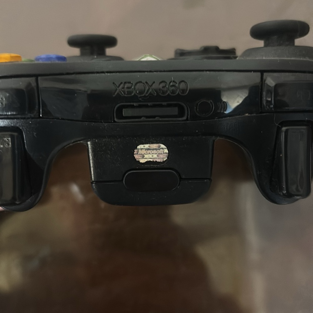 Xbox 360 S Console
Tested Works Well - Picture 6 of 6